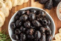 Fig Balsamic Infused Olives