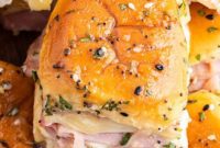 Baked Ham and Cheese Minis
