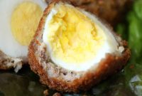 Crispy Sausage Eggs