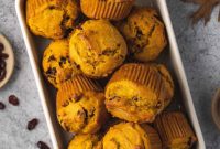 Autumn Spice Cranberry Pumpkin Muffins