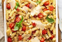 Creamy Tomato Feta Pasta Bake