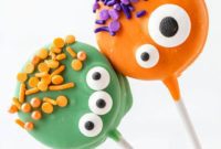 Ghoulish Oreo Cookie Pops