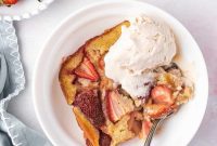 Sweet Summer Strawberry Cobbler