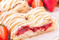 Strawberry Cream Cheese Pastry