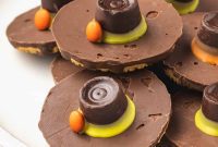 Thanksgiving Pilgrim Hat Cookies