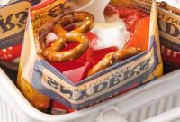 Grab-and-Go Strawberry Pretzel Delight