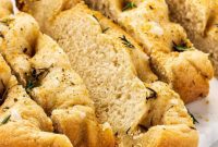 Effortless Slow Cooker Focaccia