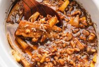 Luscious Slow Cooker Pineapple Banana Foster