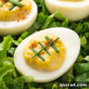 Touchdown Deviled Eggs 6 close up deviled egg with strips of scallions