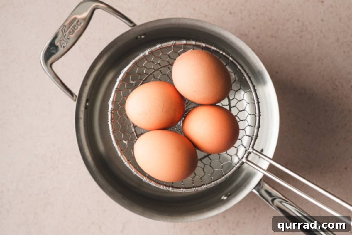 Jammy Delight Eggs 4 Boiling 4 eggs in water
