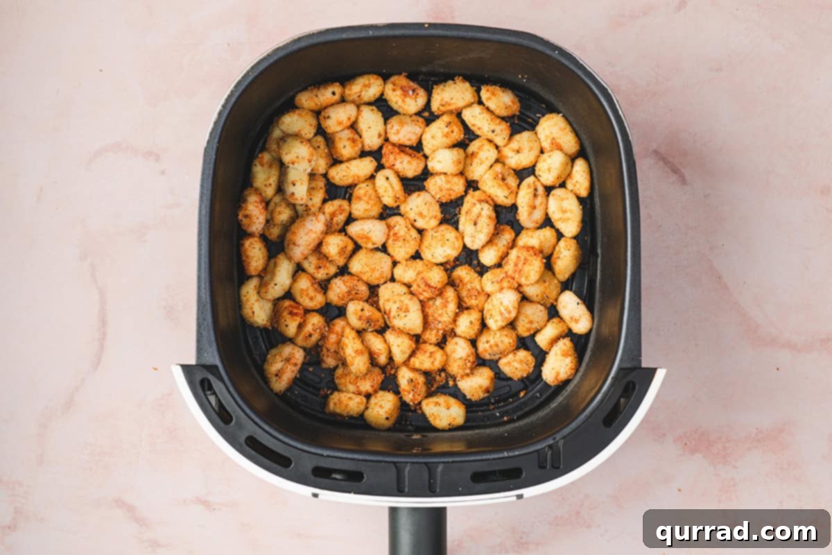 Air Fryer Gnocchi
Air-Fried Gnocchi Bites 6 Seasoned gnocchi spread in a single layer inside the air fryer basket